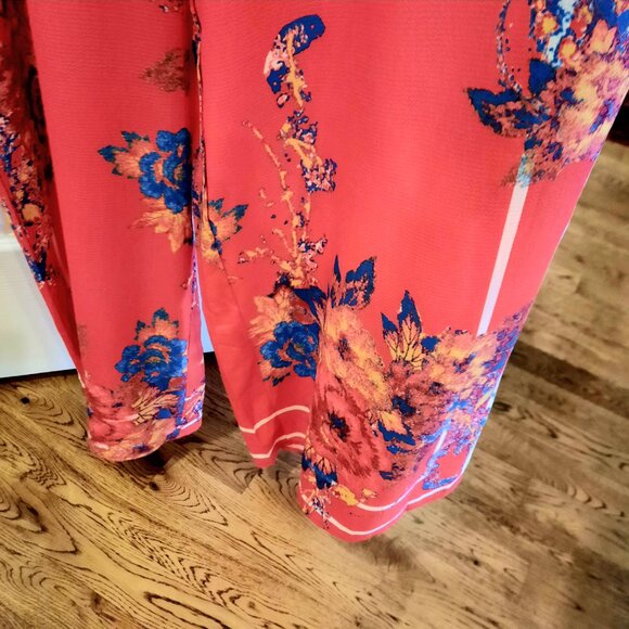 NEW Wide Leg, Surplice Front Flying Tomato Jumpsuit, Red Floral, Size S - Picture 6 of 6